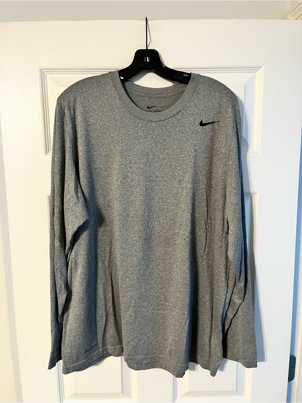 Nike Men's Long-Sleeve Crew Shirt - Heather Gray with Black Swoosh